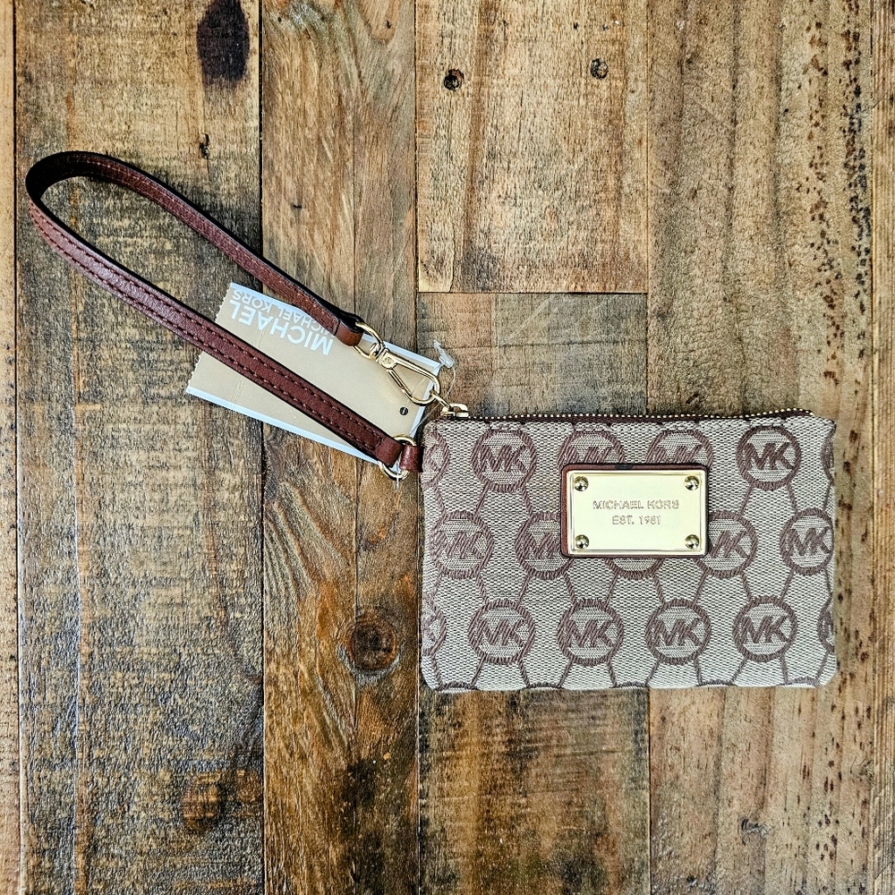 Michael Kors Monogram Jacquard Wristlet Travel Bag Brown/Mocha 32F1GJSW1Q NWT